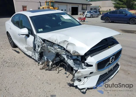 2020 Volvo S60 T6 Momentum from USA, damaged, VIN 7JRA22TK6LG071949